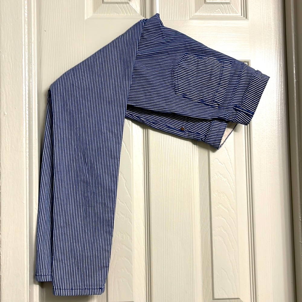 Navy blue and white striped skinny jeans. Very comfortable, stretch fabric.